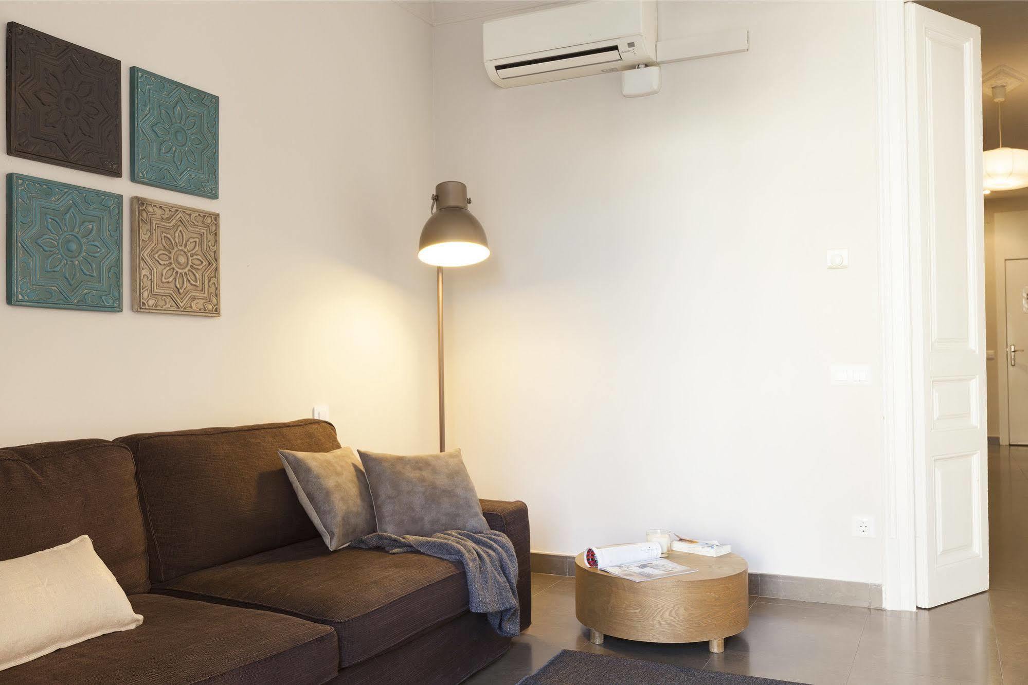 Ferienwohnung Easy Sleep Gaudi Terrace Barcelona Exterior foto