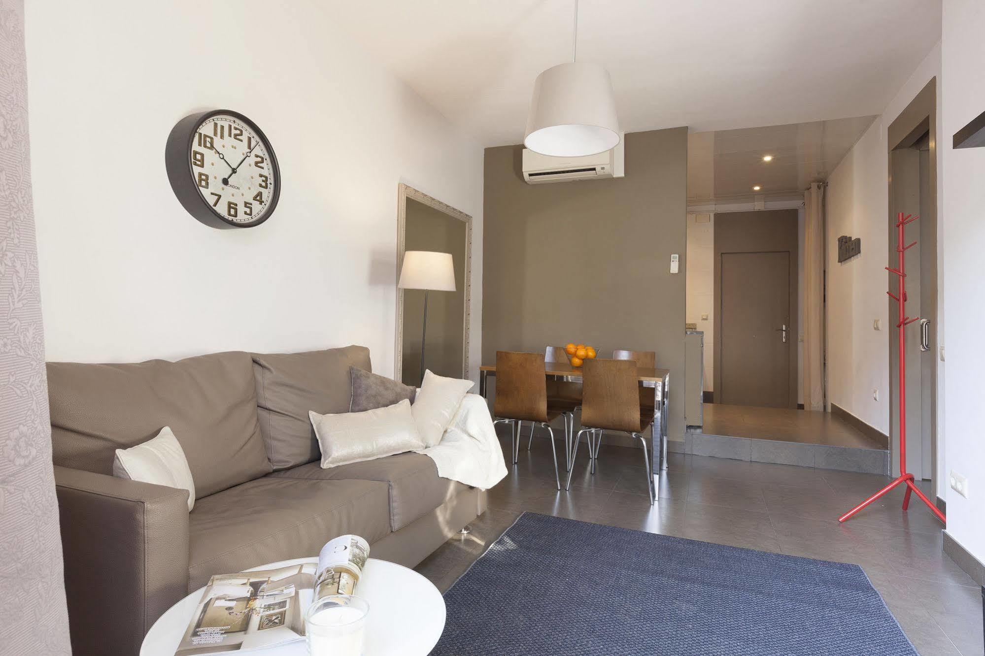 Ferienwohnung Easy Sleep Gaudi Terrace Barcelona Exterior foto