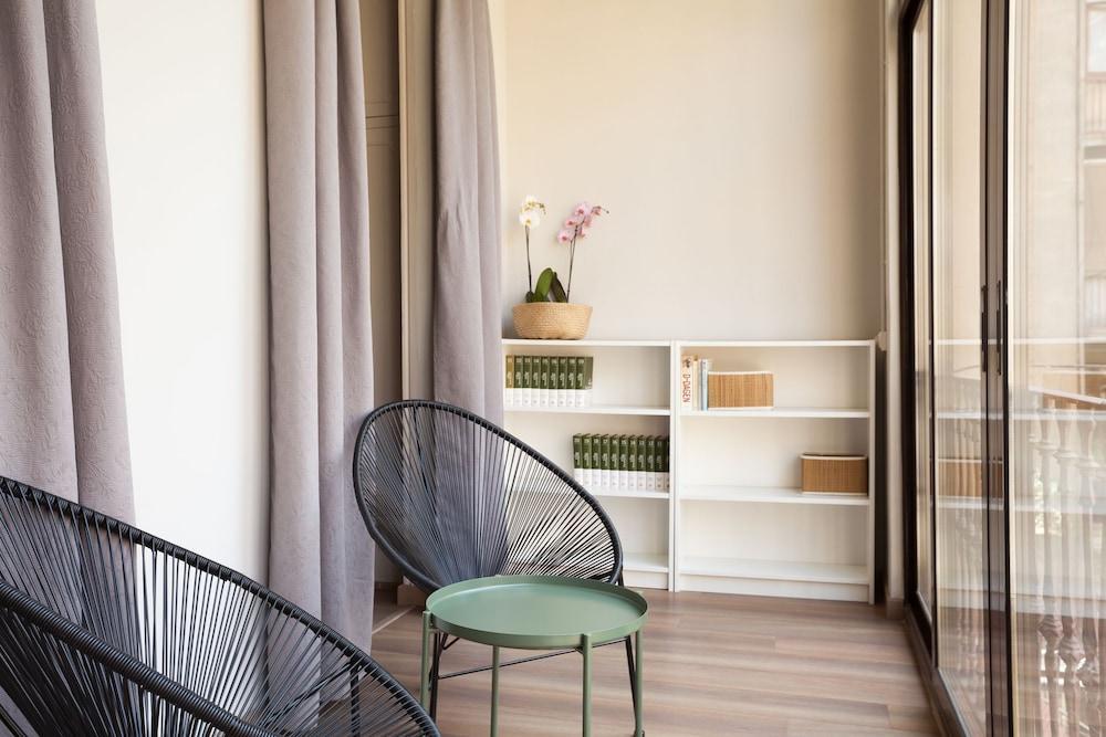 Ferienwohnung Easy Sleep Gaudi Terrace Barcelona Exterior foto