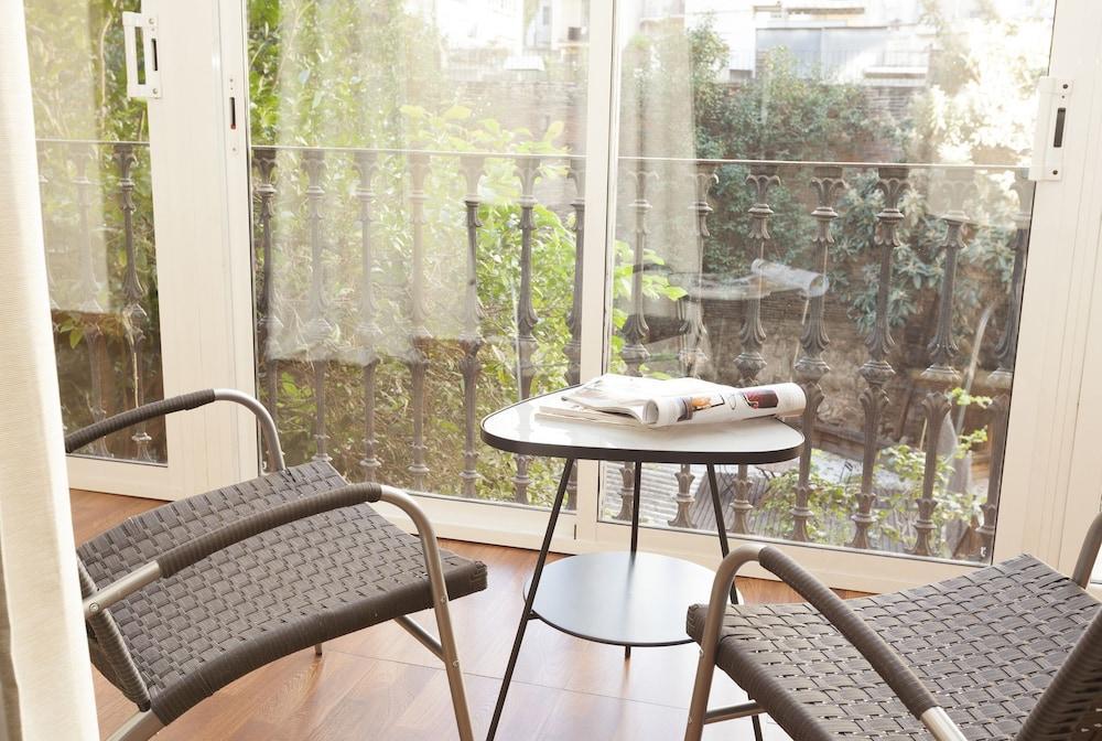 Ferienwohnung Easy Sleep Gaudi Terrace Barcelona Exterior foto